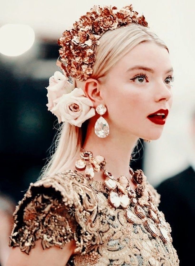 Moda Anya Taylor