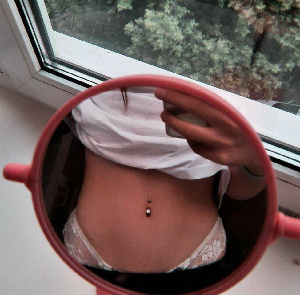 Moda Piercing no umbigo 