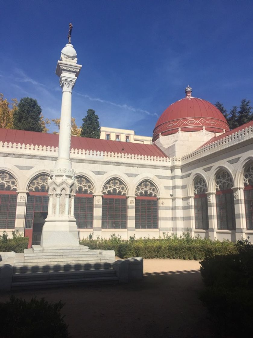 Place Panteón de Hombres Ilustres