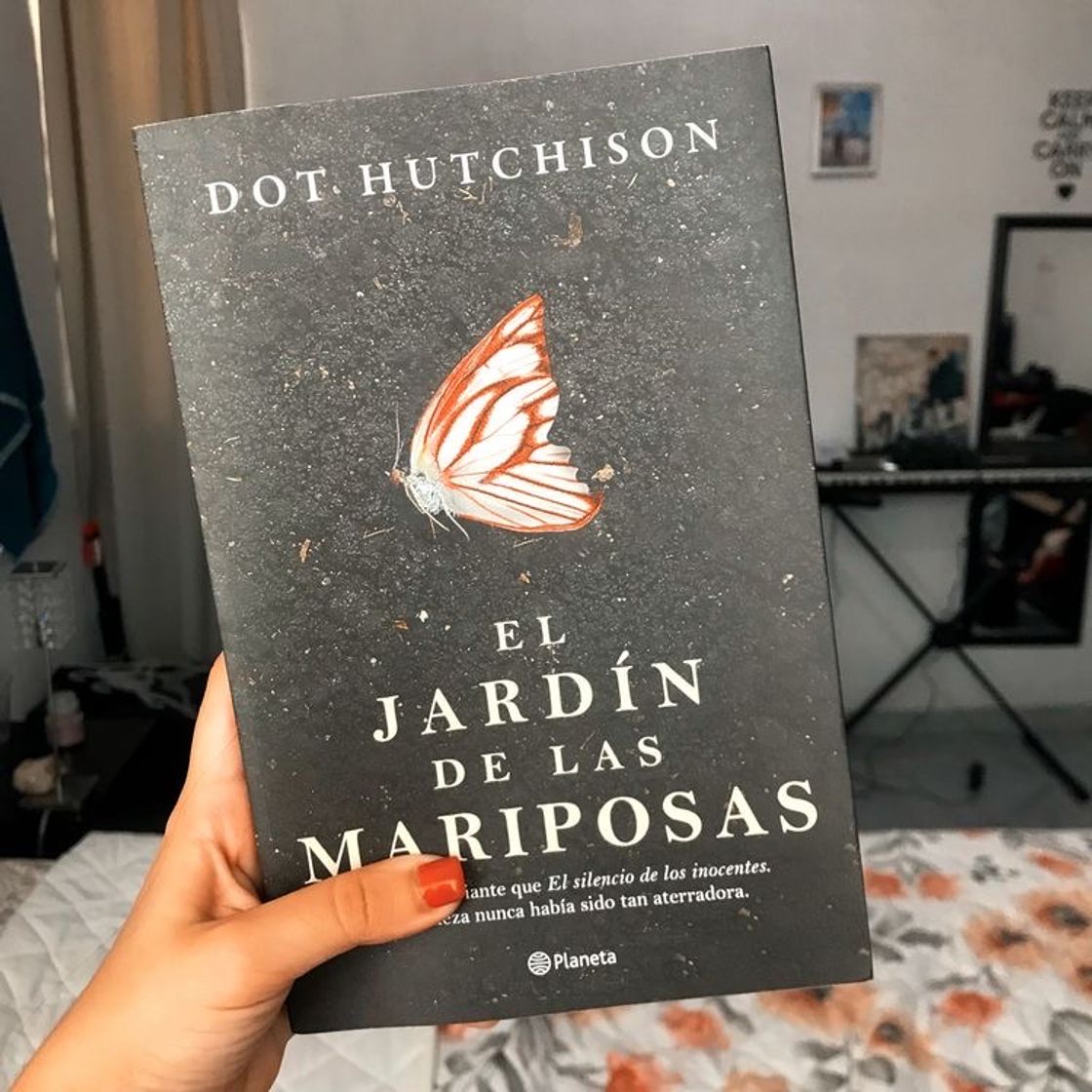 Libro El jardín de las mariposas - Dot Hutchison ⭐️⭐️⭐️⭐️⭐️