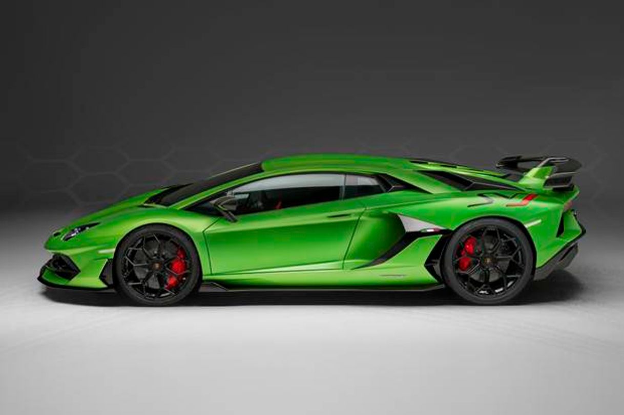 Lamborghini Aventador SVJ

