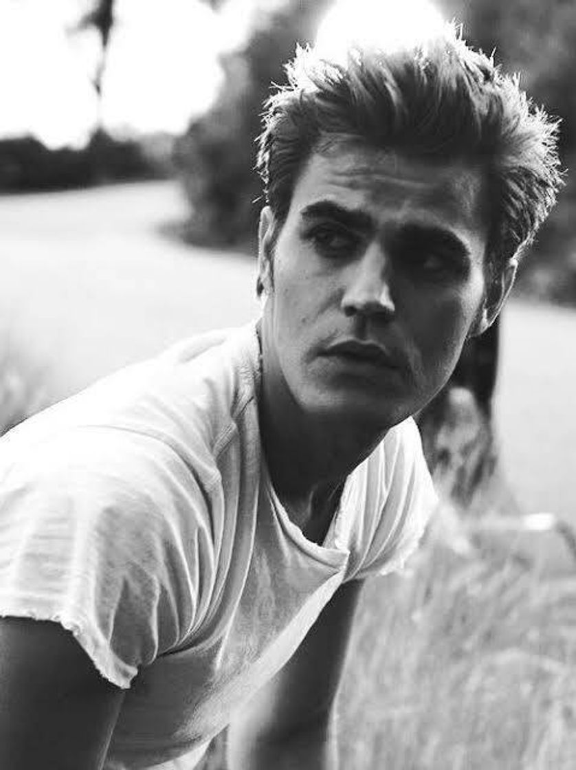 Moda Paul Wesley