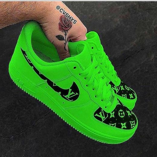 Nike Green