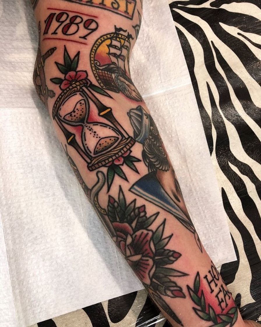 Fashion @fernando_arte o melhor tatuador de old em Niterói 