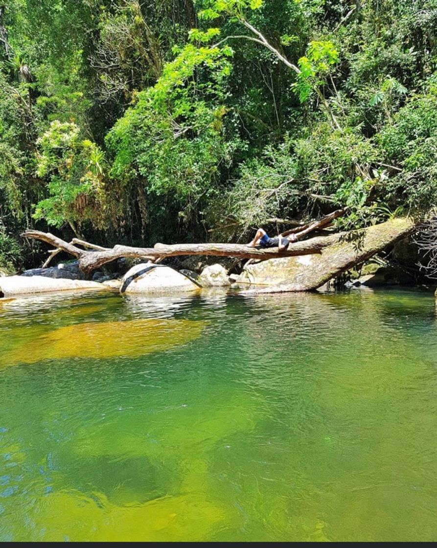 Place Cachoeira Da Lage suítes e camping.