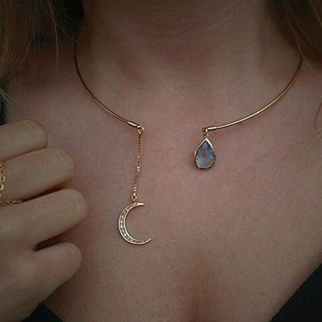 Social Moon necklace 