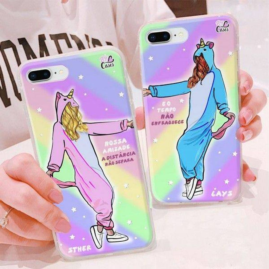 Moda Capinha de celular amigas