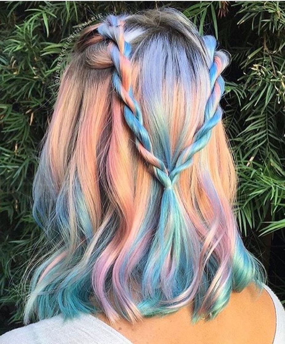 Moda Cabelo colorido de sereia 🧜‍♀️ 