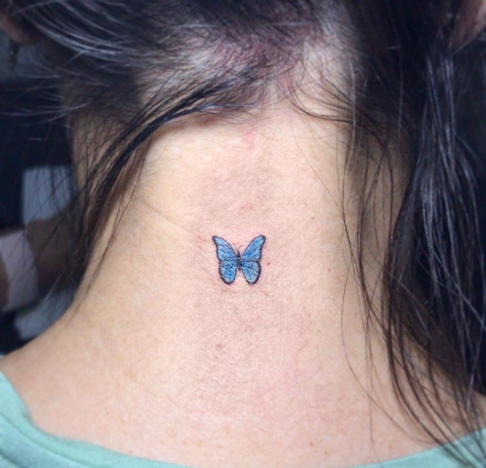 Moda Tatoo borboletinha azul 