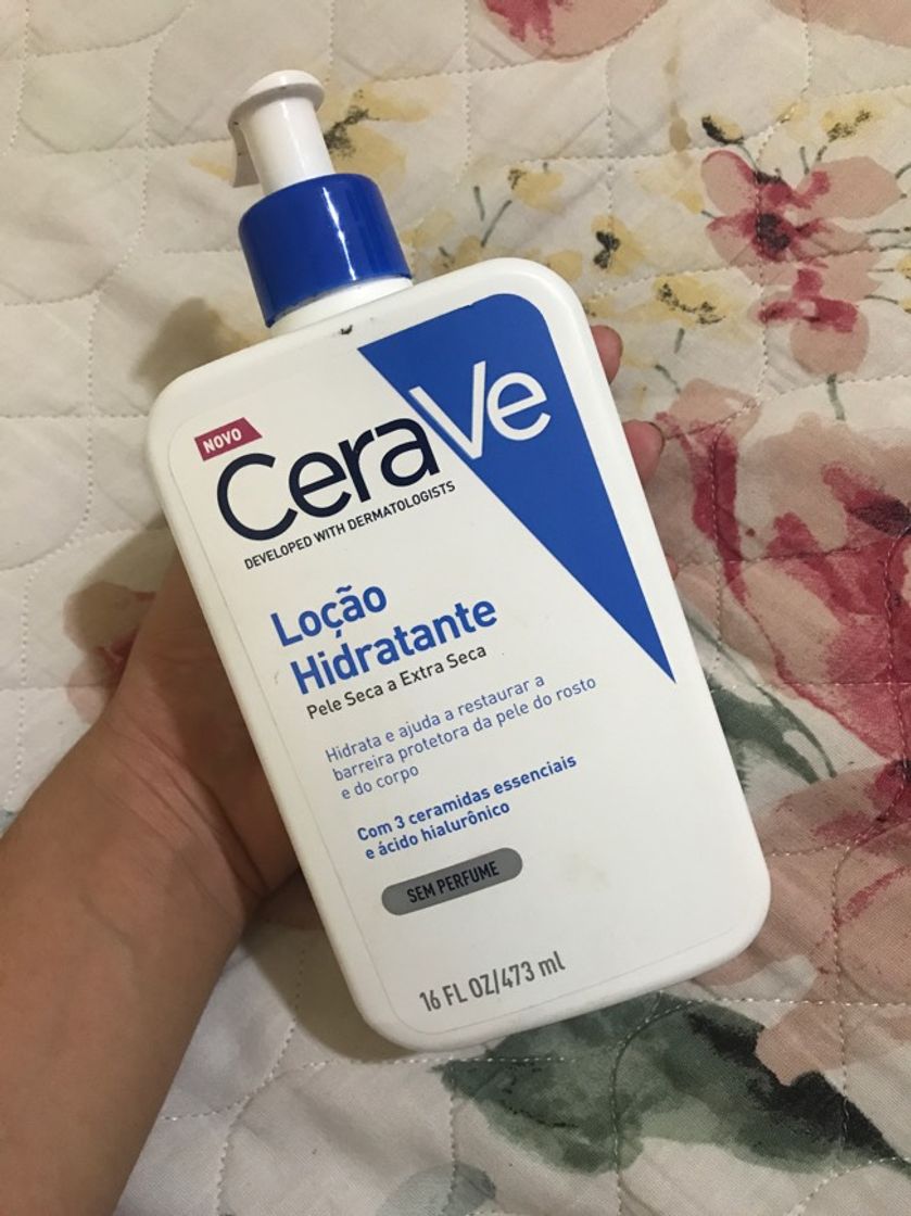 Social Cerave loción hidratante para pieles secas y muy secas