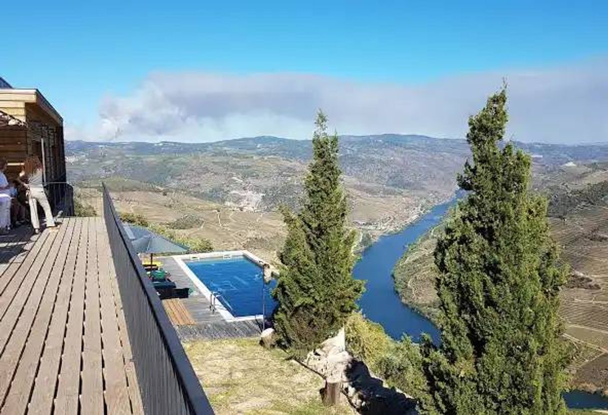 Place Quinta de Santa Marinha - Douro Valley Wine Tourism