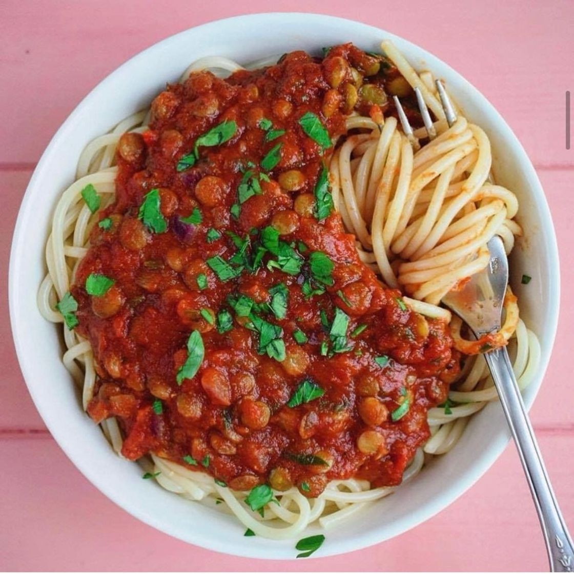 Fashion MACARRÃO A BOLONHESA DE LENTILHA 🍝 