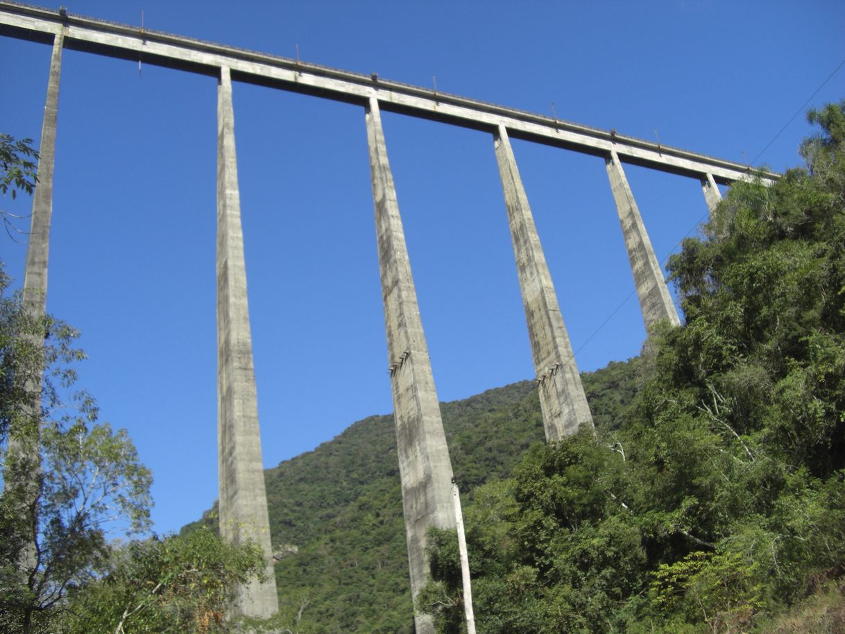 Lugar Viaduto 13