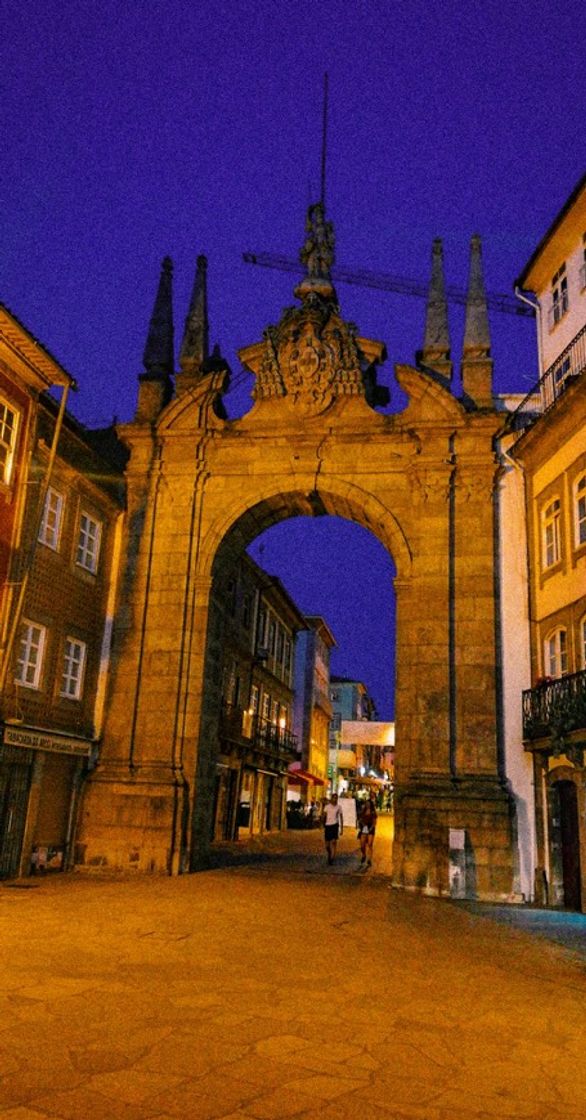 Place Arco da Porta Nova