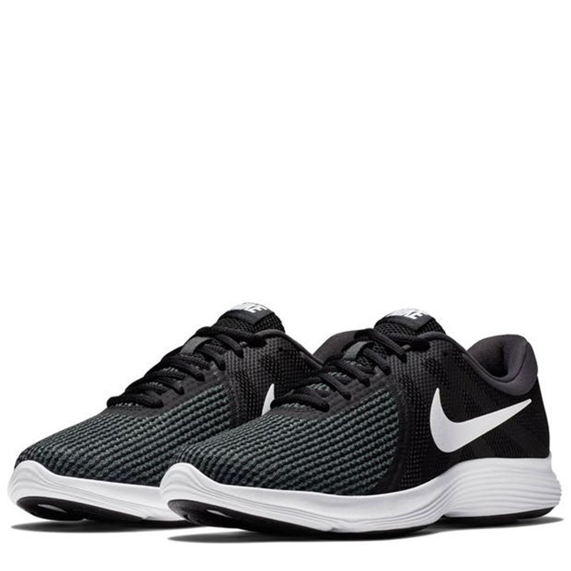 Product Nike Revolution 4