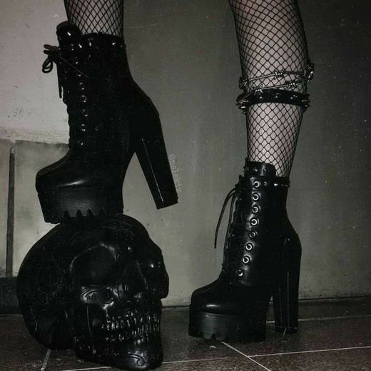Goth shoes