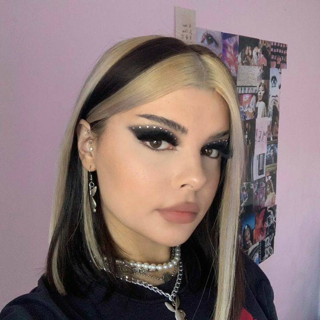 Social Esse cabelo é simplesmente perfeito 🌑🖤