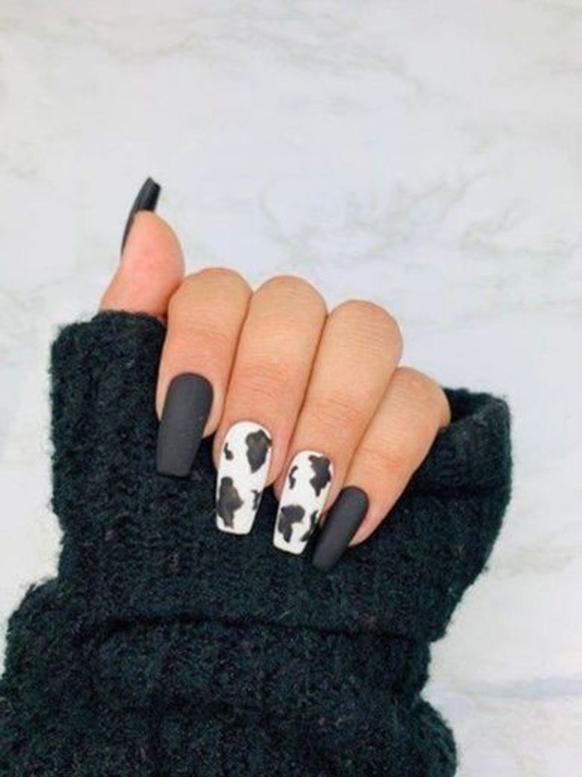 Moda Nails cow print 