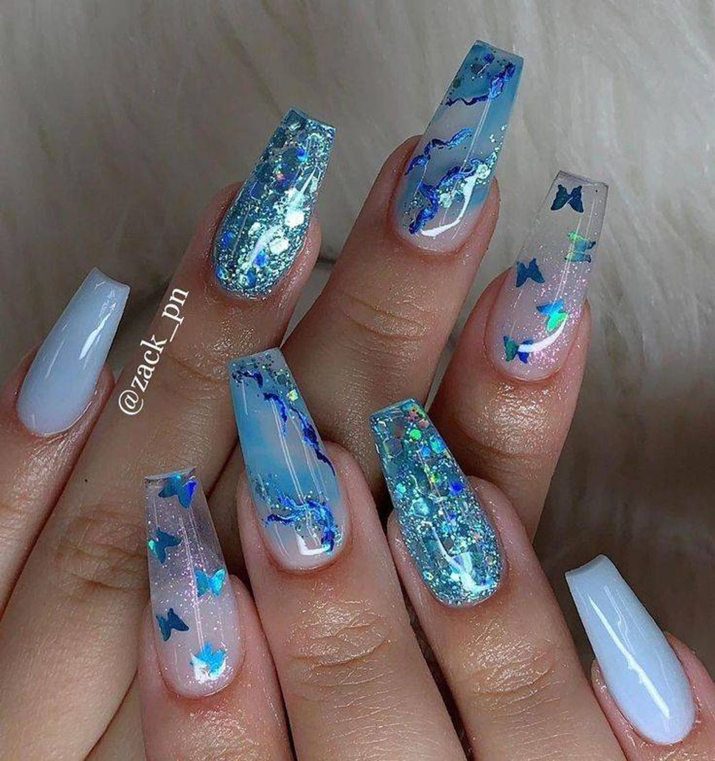 Moda Nails