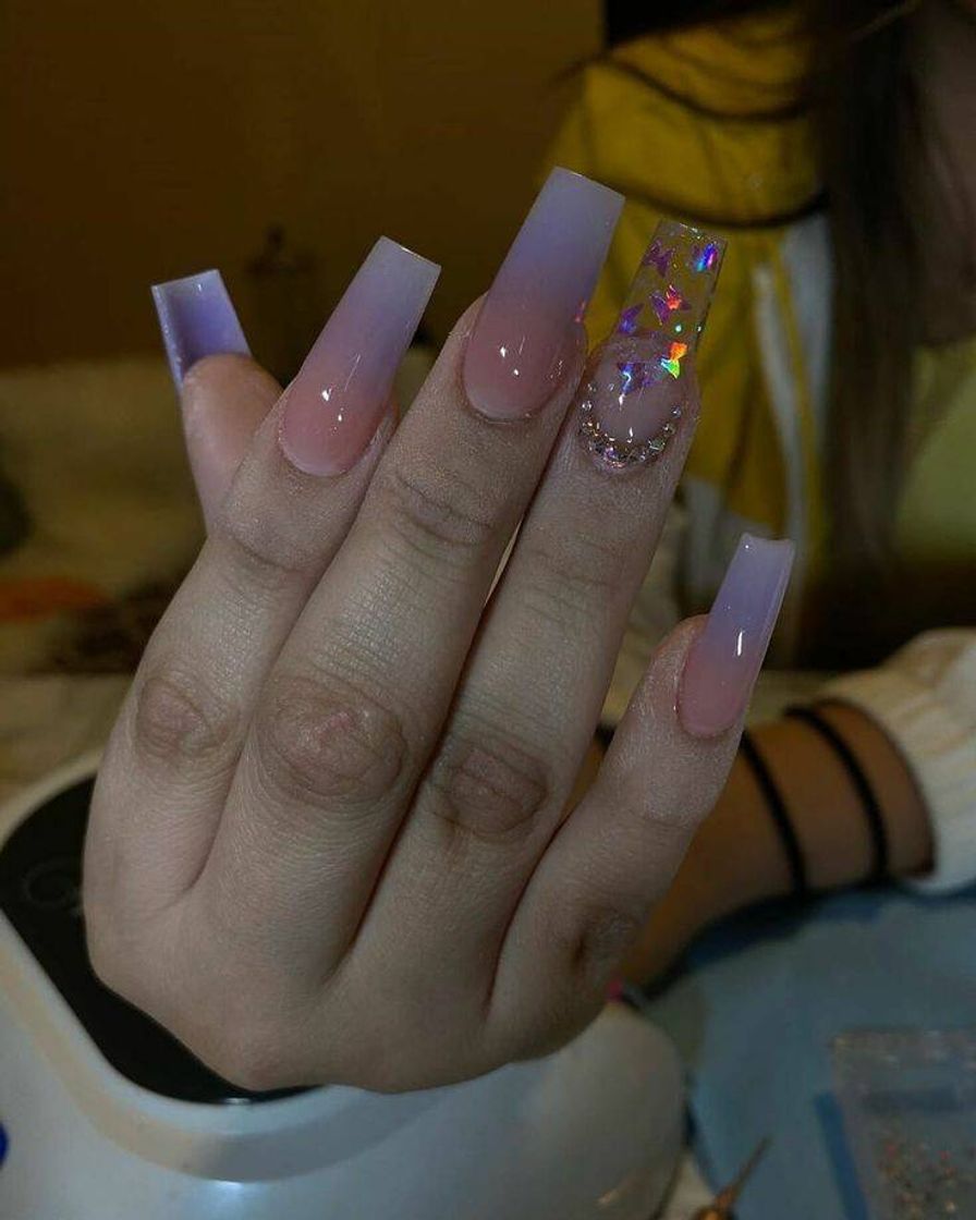 Moda Nails