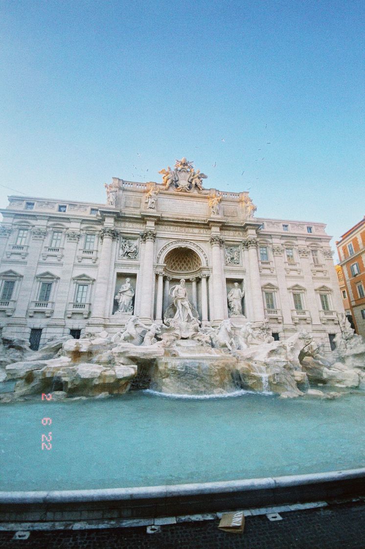 Lugar Fontana di Trevi