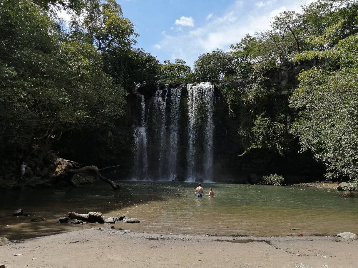 Lugares Llanos De Cortez Falls