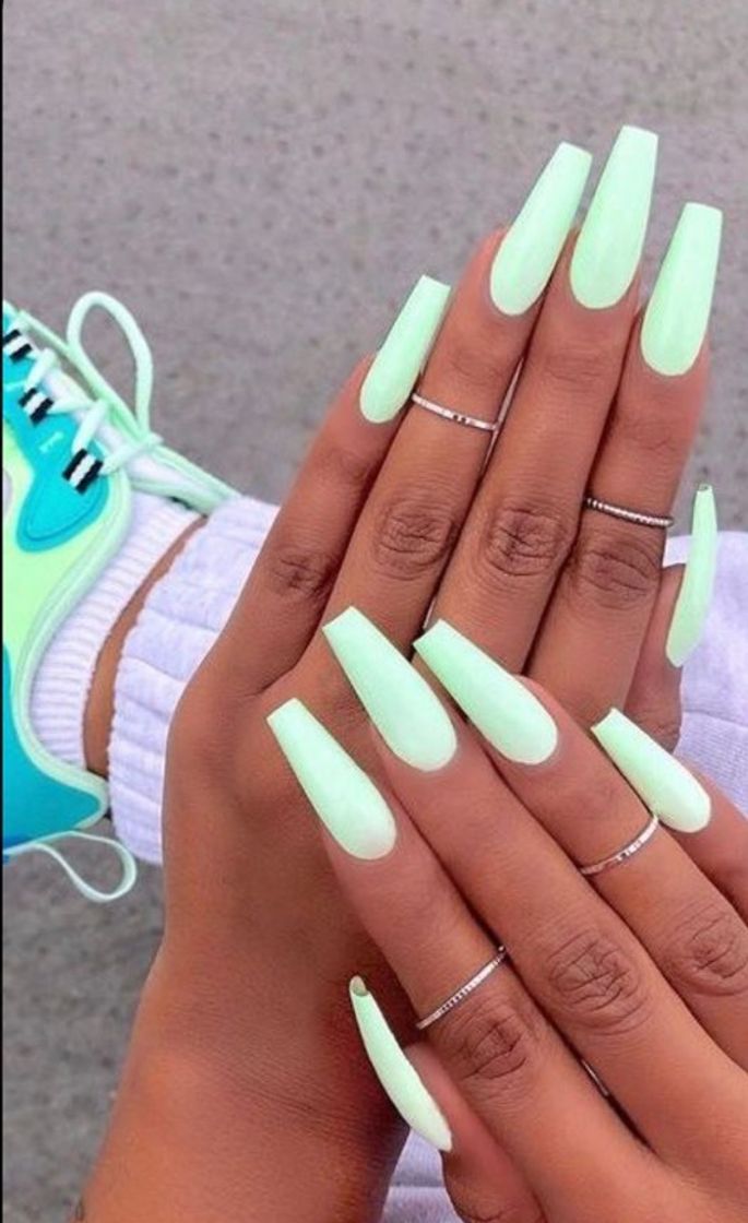 Moda UNHAS VERDE ÁGUA