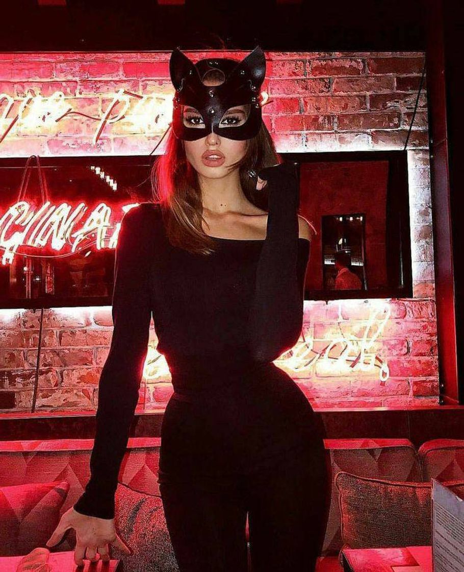 Fashion cat woman