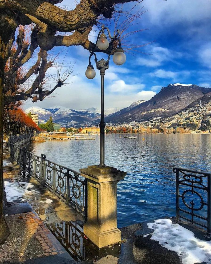 Place Lugano