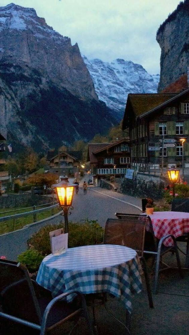 Place Suiza