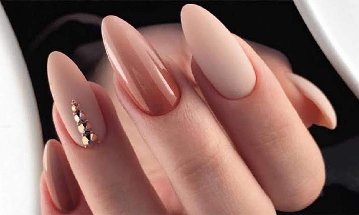 Social Nail