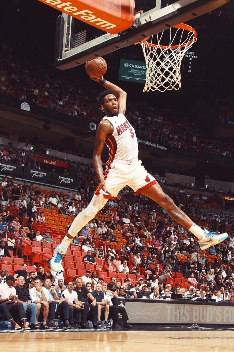 Moda NBA Brasil - Mais um PÔSTER para a coleção de Derrick Jones Jr ...