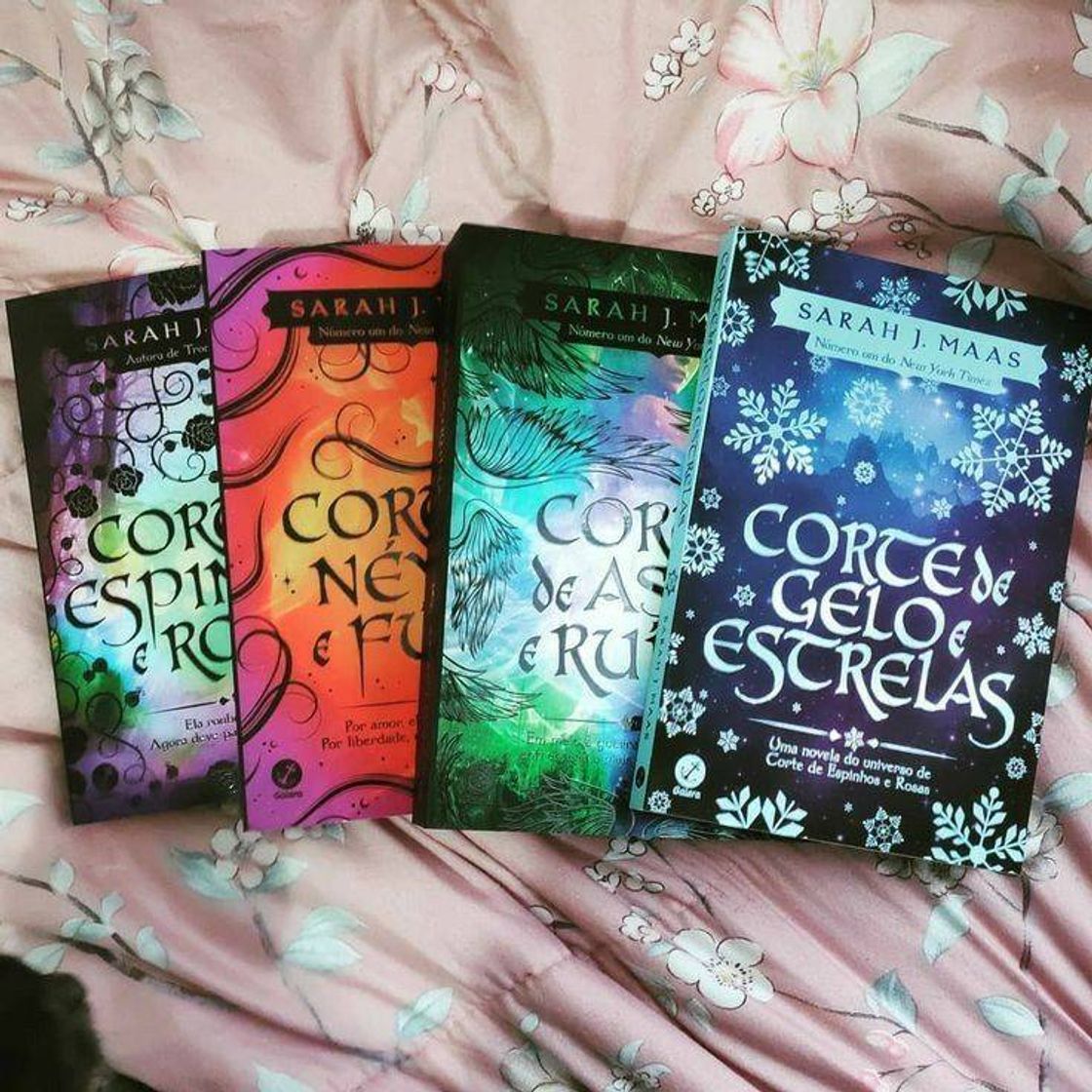 Libro  A Corte De Espinhos E Rosas 🌹❤️- *BOX* 