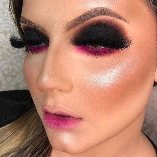 Make preta e rosa 🎆