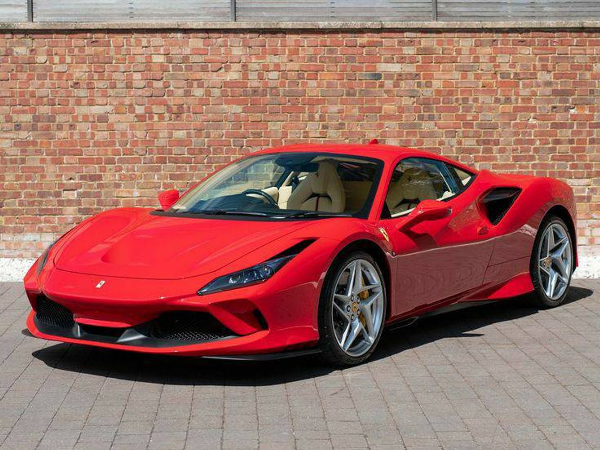 Moda Ferrari F8 Tributo 