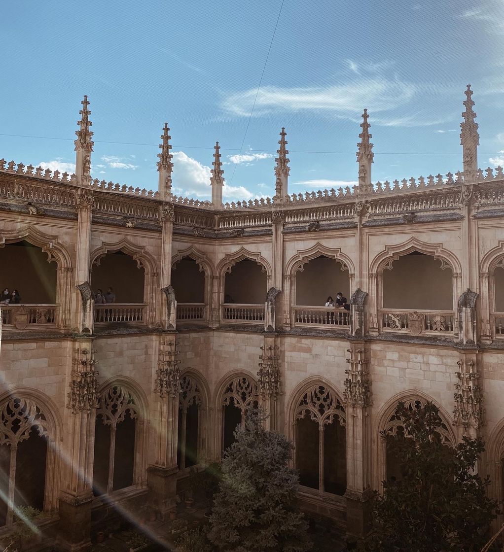 Lugar Monasterio de San Juan de los Reyes