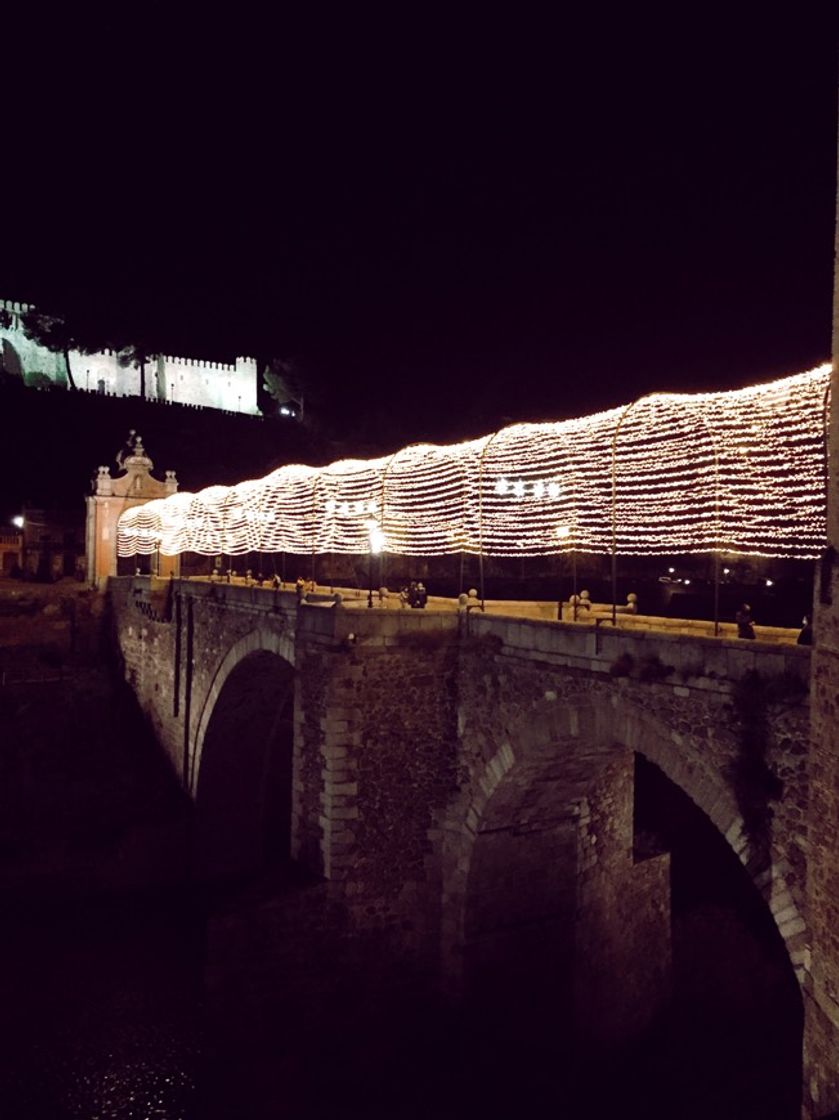 Place Puente de Alcántara