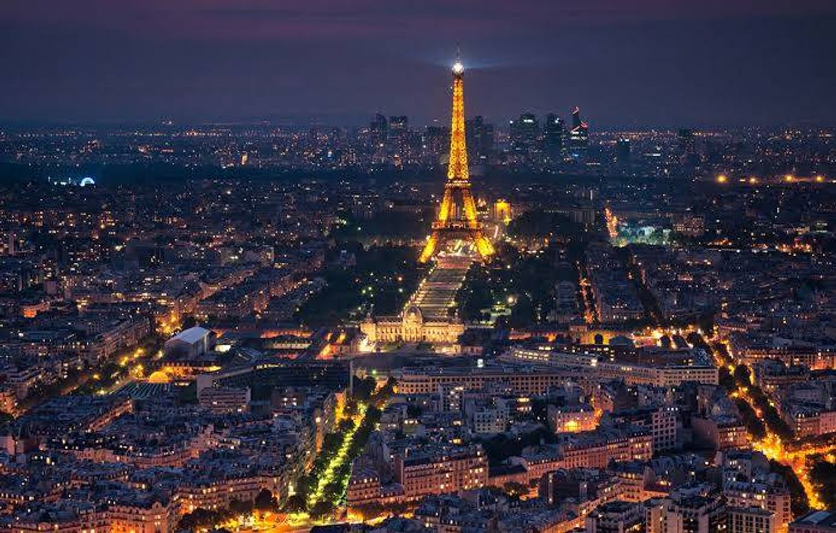 Place Torre Eiffel