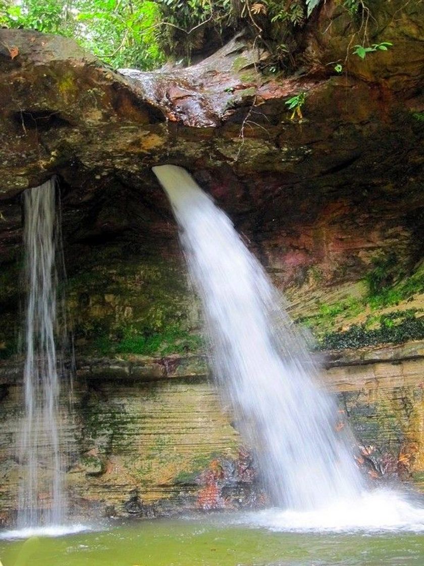 Place Cachoeira da Pedra Furada