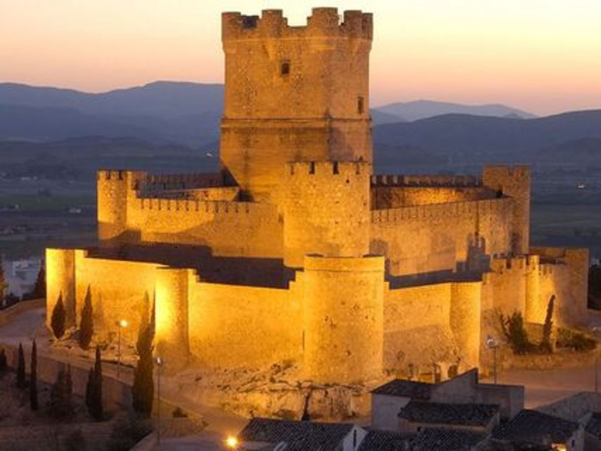 Place Castillo de la Atalaya