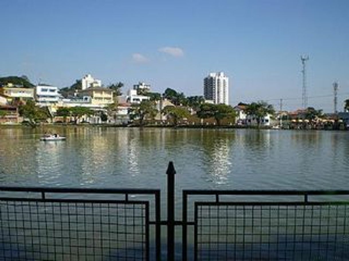 Lugar Lago Vila Galvão