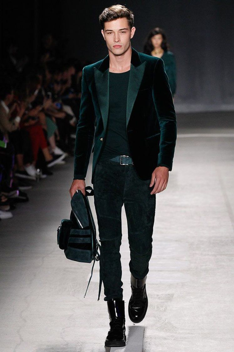 Social Balmain Traje