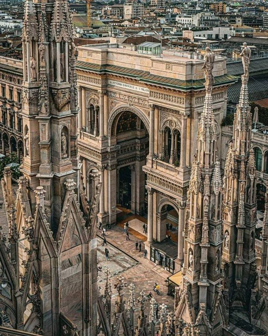 Place Galería Vittorio Emanuele II