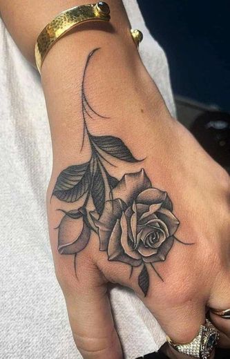 Tatto Rosa na Mão