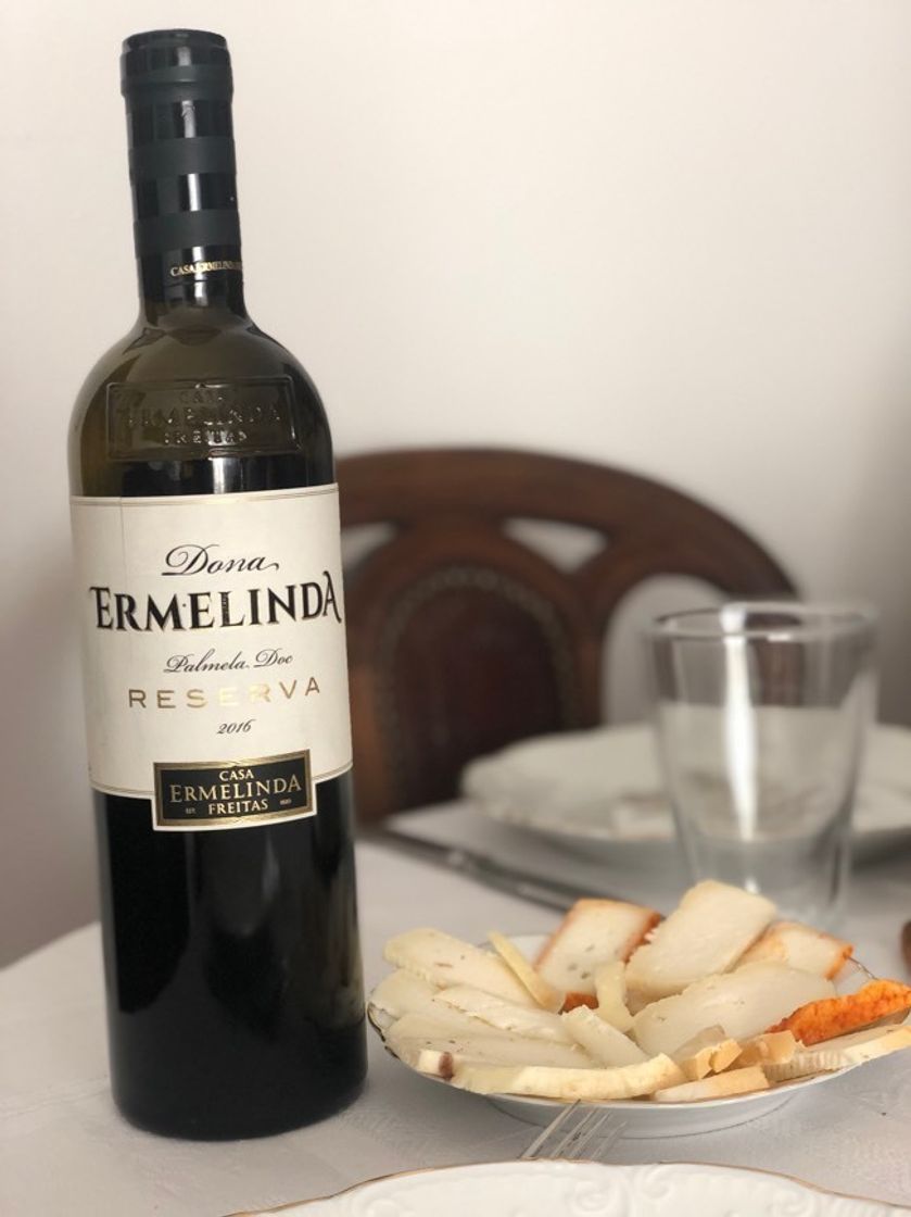 Producto Dona Ermelinda Tinto