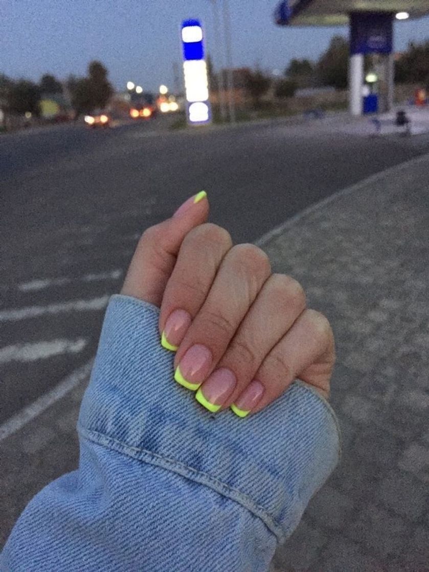 Social unhas✨ francesinha neon🌺