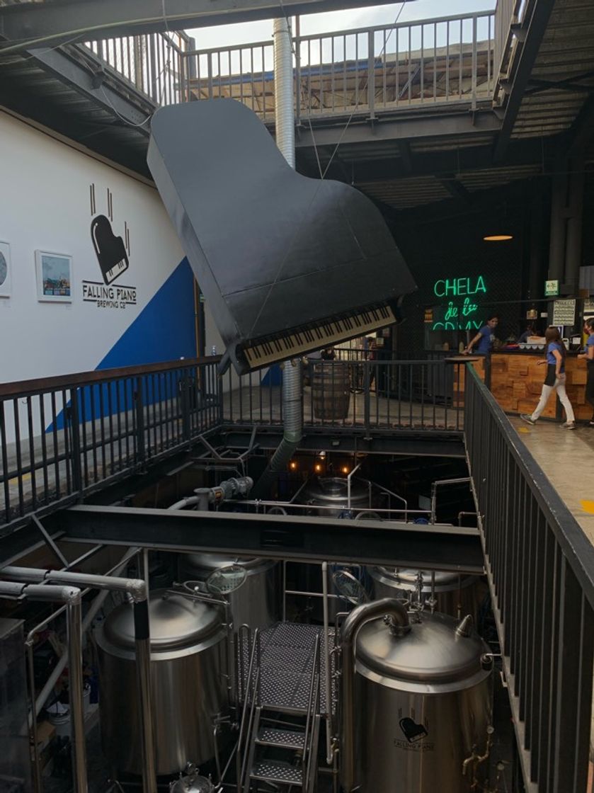 Restaurantes Falling Piano Brewing Co.