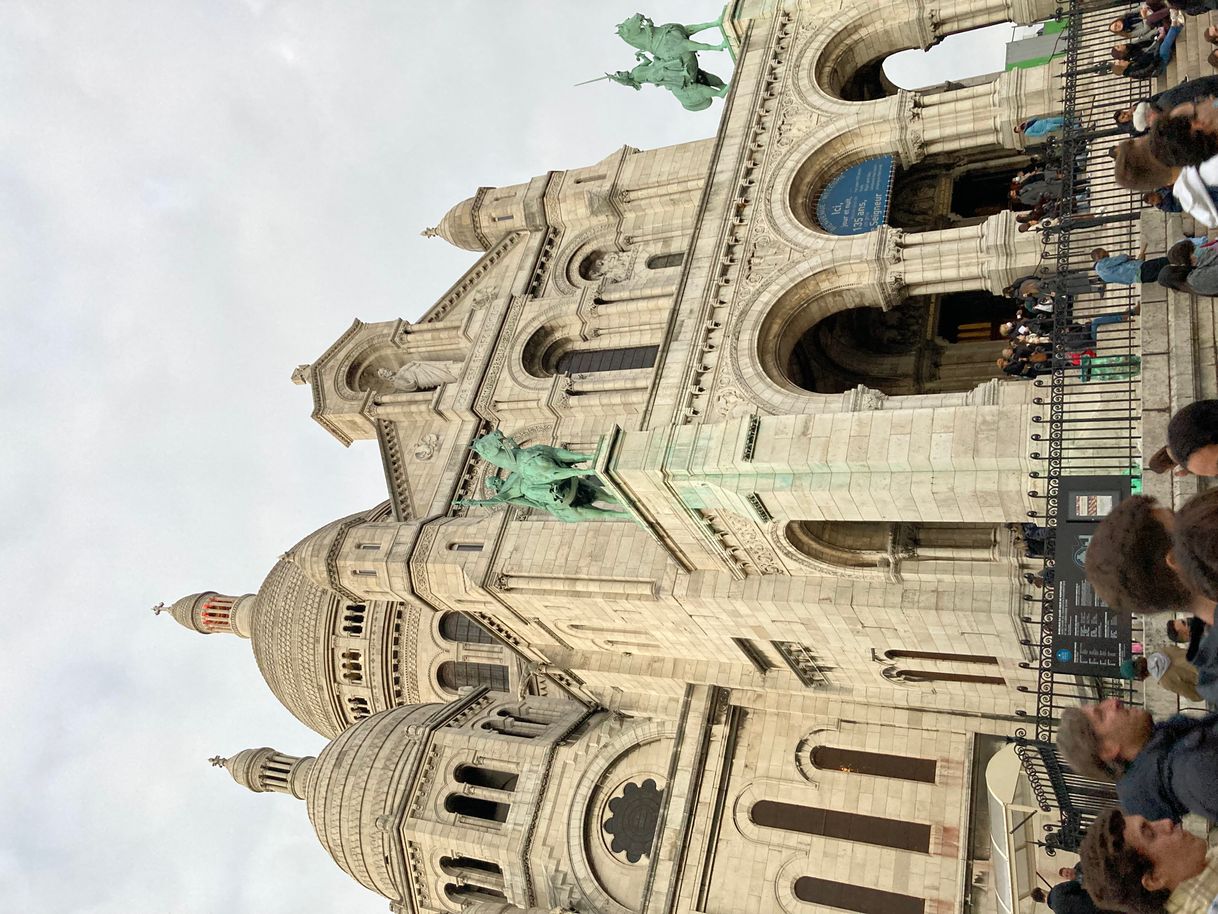 Place Basílica del Sacré Cœur