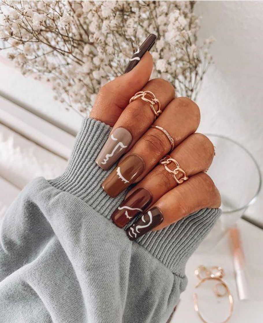 Fashion Algumas inspirações de unhas para vocês 🤩