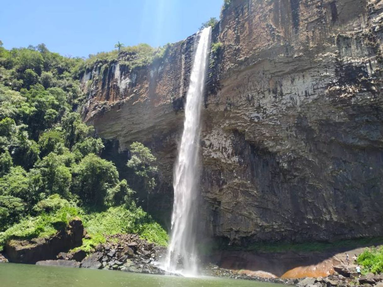 Place Cascata do Chuvisqueiro